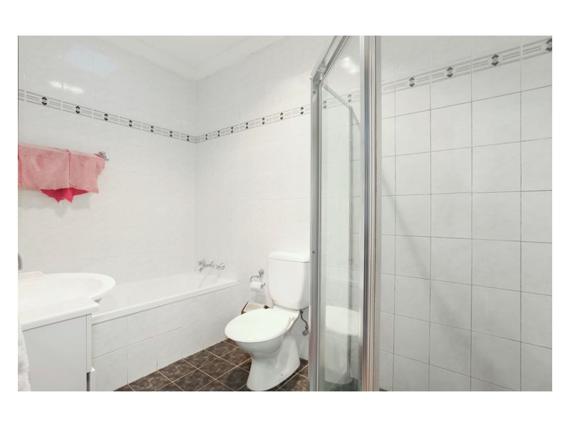 2C Daley Street, Pendle Hill NSW 2145