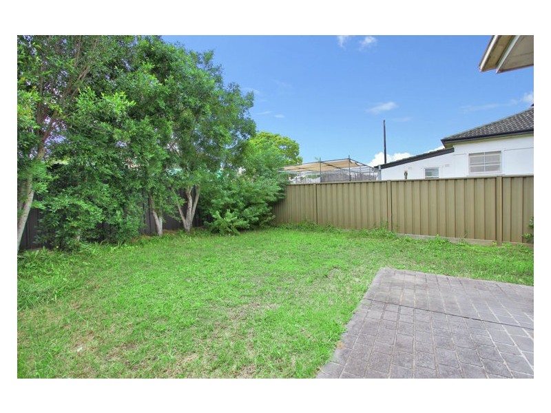 2C Daley Street, Pendle Hill NSW 2145