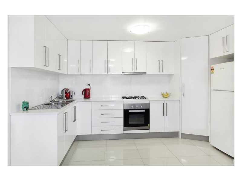 2/78 Barbara Boulevarde, Seven Hills NSW 2147