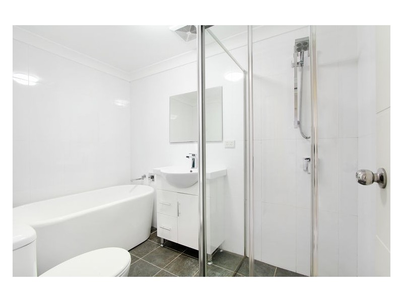 2/78 Barbara Boulevarde, Seven Hills NSW 2147