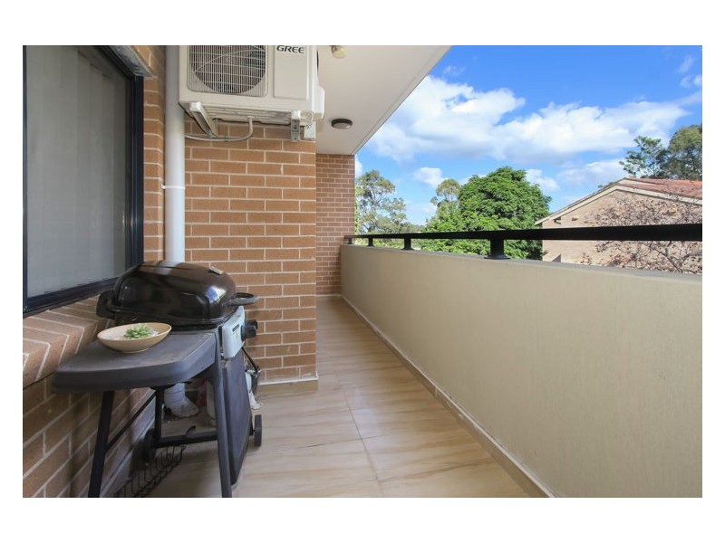 2/78 Barbara Boulevarde, Seven Hills NSW 2147