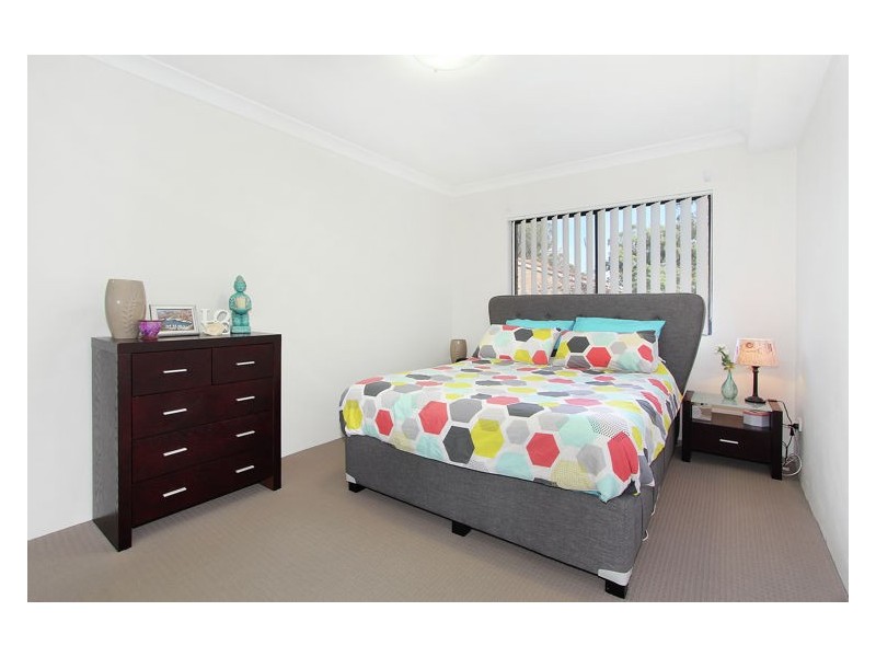 2/78 Barbara Boulevarde, Seven Hills NSW 2147