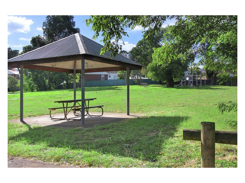 2/78 Barbara Boulevarde, Seven Hills NSW 2147