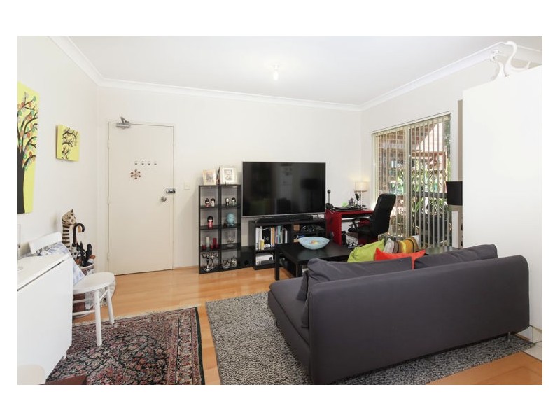 13/11 Oxford Street, Blacktown NSW 2148
