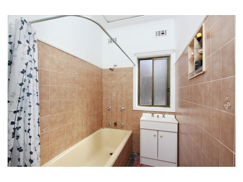 68 Richmond Road, Blacktown NSW 2148