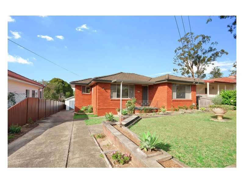 25 Highlands Crescent, Blacktown NSW 2148