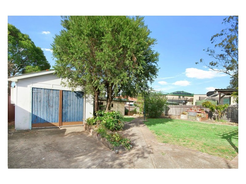 25 Highlands Crescent, Blacktown NSW 2148