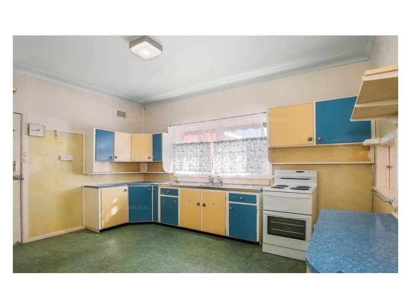 132 Newton Road, Blacktown NSW 2148