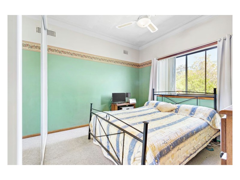 13 Monash Road, Blacktown NSW 2148