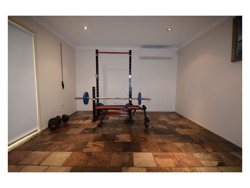 22 Upwey Street, Prospect NSW 2148