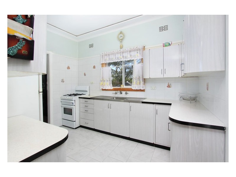 9 Cedar Place, Blacktown NSW 2148