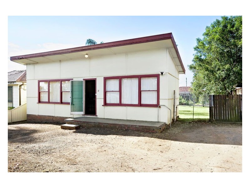 21 Julie Street, Blacktown NSW 2148