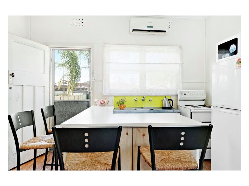 21 Julie Street, Blacktown NSW 2148