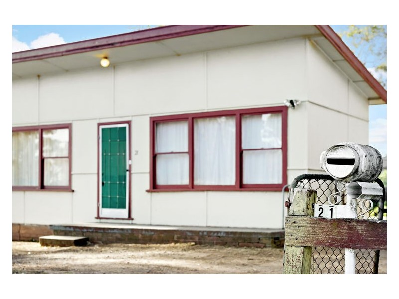 21 Julie Street, Blacktown NSW 2148