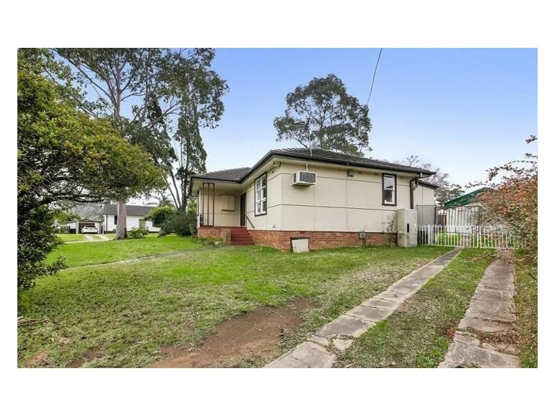 6 Dulcie Street, Seven Hills NSW 2147