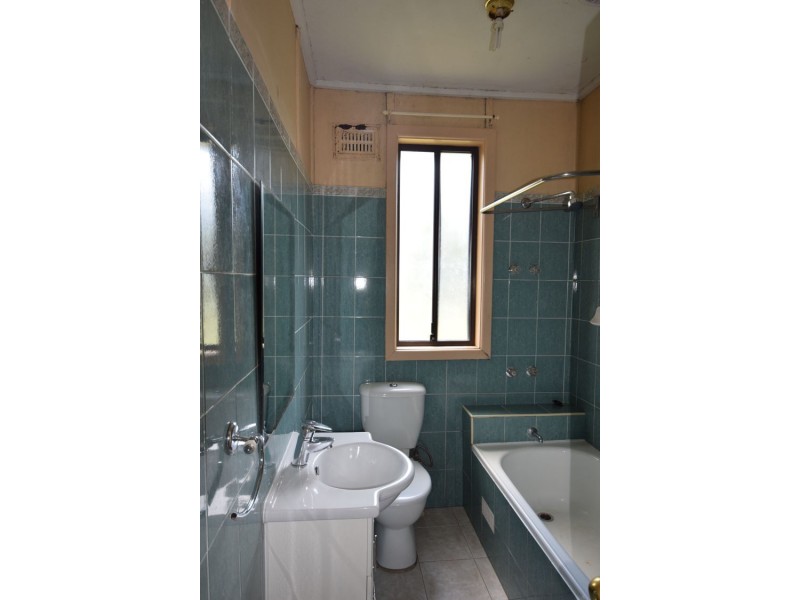 8 Faye Street, Seven Hills NSW 2147