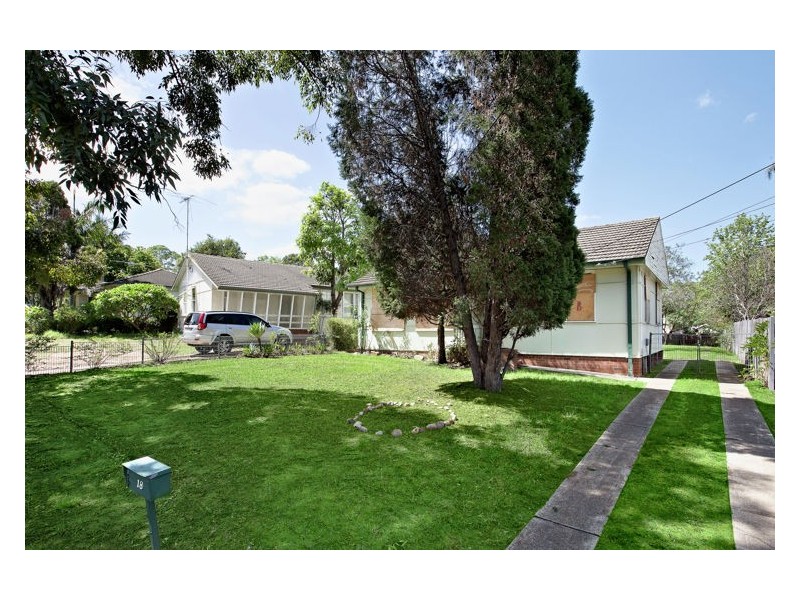 18 Hayes Road, Seven Hills NSW 2147