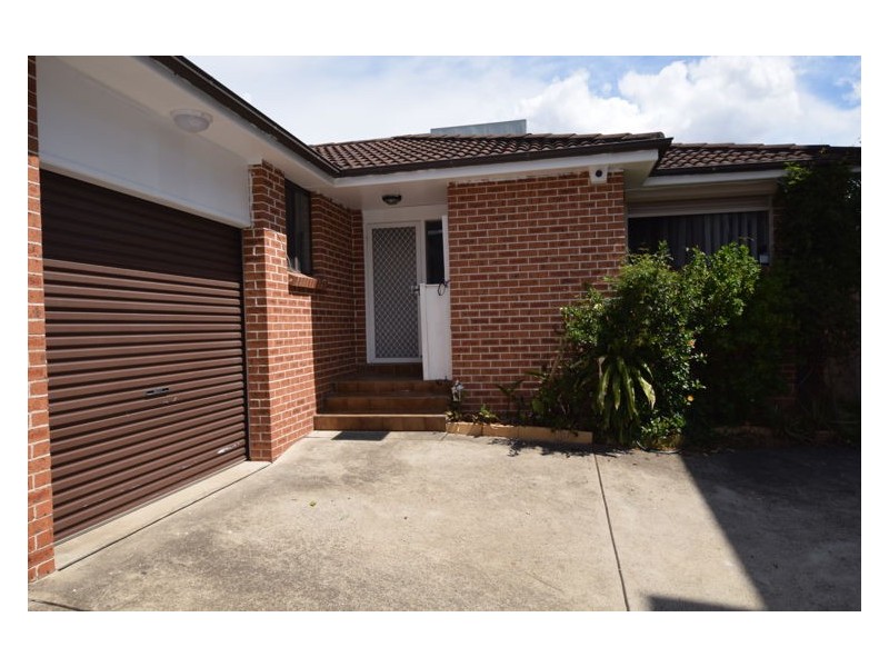 2/17 Short Street, Wentworthville NSW 2145
