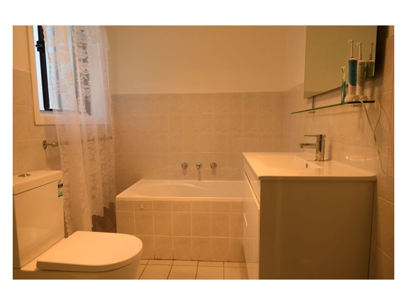 2/17 Short Street, Wentworthville NSW 2145