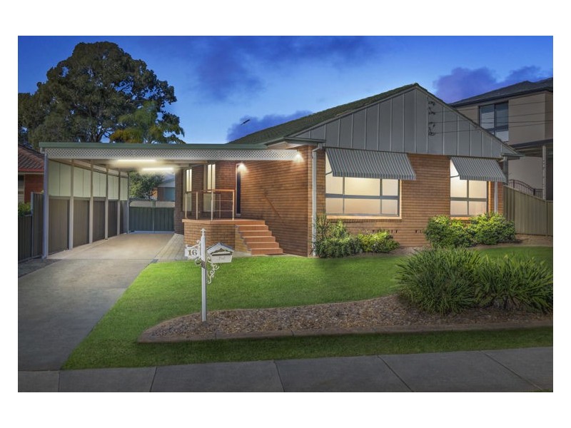 16 Myuna Crescent, Seven Hills NSW 2147
