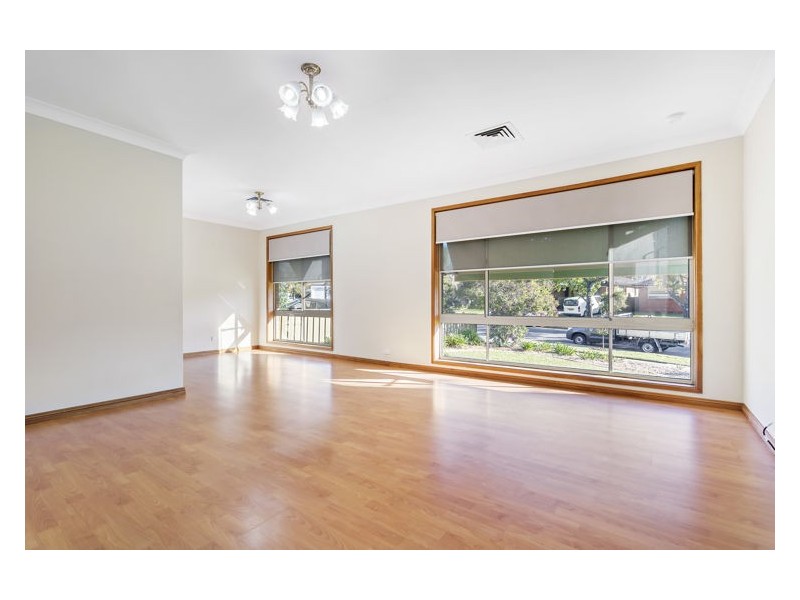 16 Myuna Crescent, Seven Hills NSW 2147