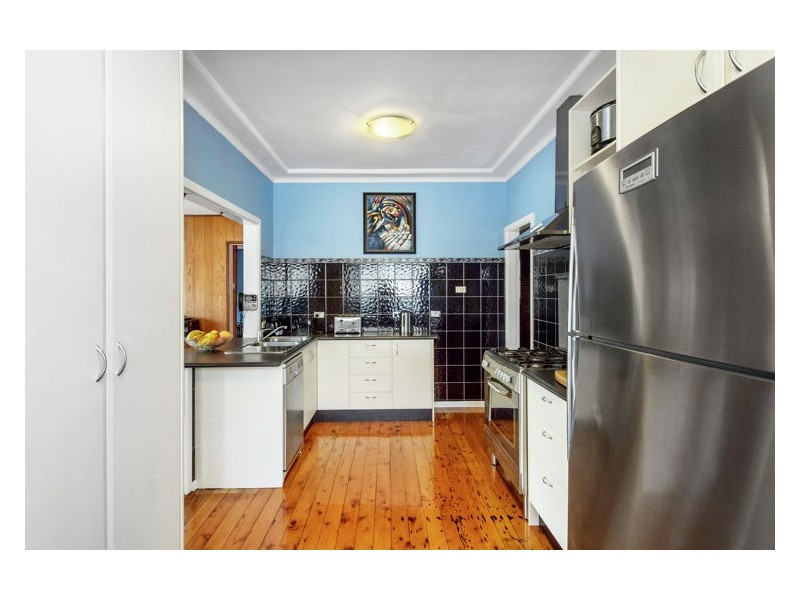 16 Craig Street, Blacktown NSW 2148