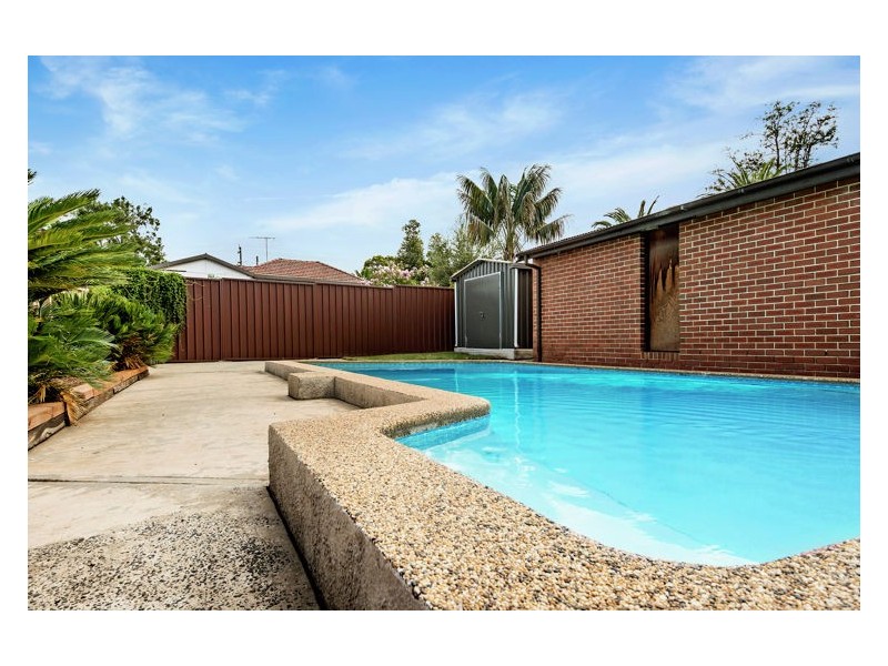 16 Craig Street, Blacktown NSW 2148