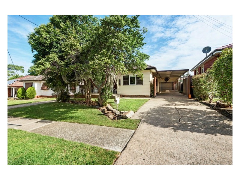 16 Craig Street, Blacktown NSW 2148