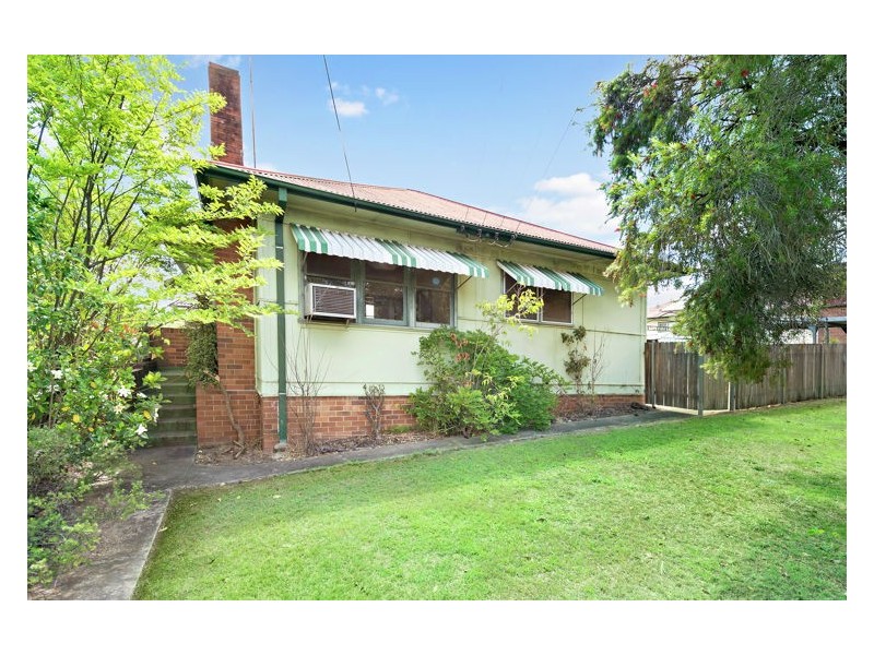 42 Fourth Avenue, Seven Hills NSW 2147