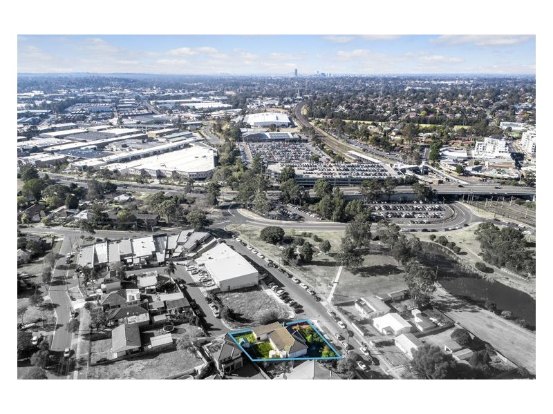 15 Rowley Street, Seven Hills NSW 2147