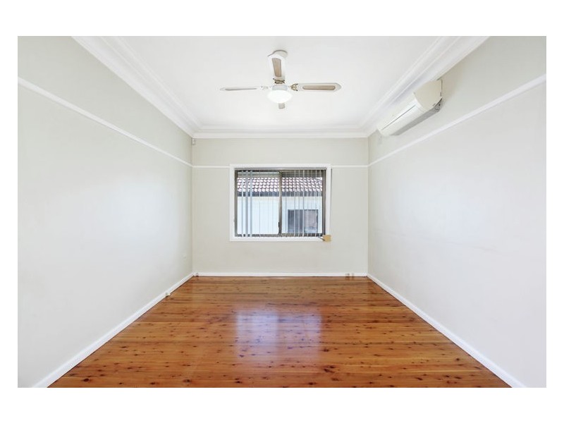 31 Mort Street, Blacktown NSW 2148