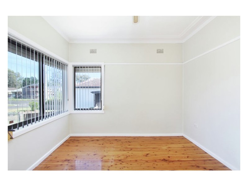 31 Mort Street, Blacktown NSW 2148