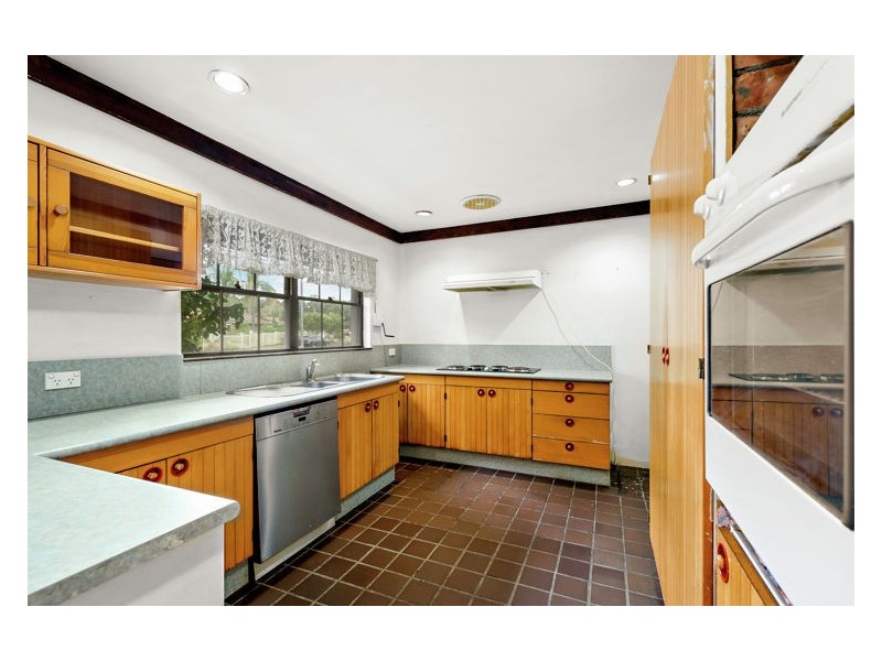 2 Kenyon Crescent, Doonside NSW 2767