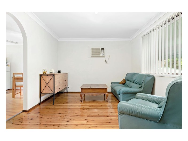 19 Barnfield Place, Dean Park NSW 2761