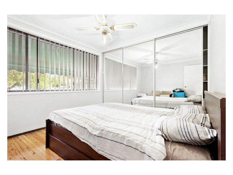 19 Barnfield Place, Dean Park NSW 2761