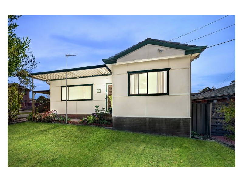 13 Monash Road, Blacktown NSW 2148