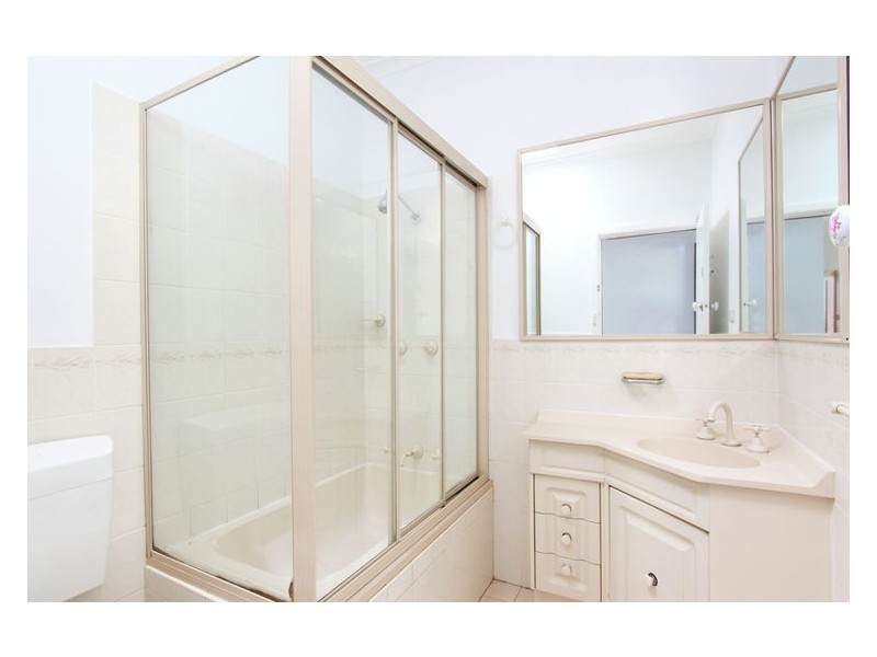 13 Monash Road, Blacktown NSW 2148