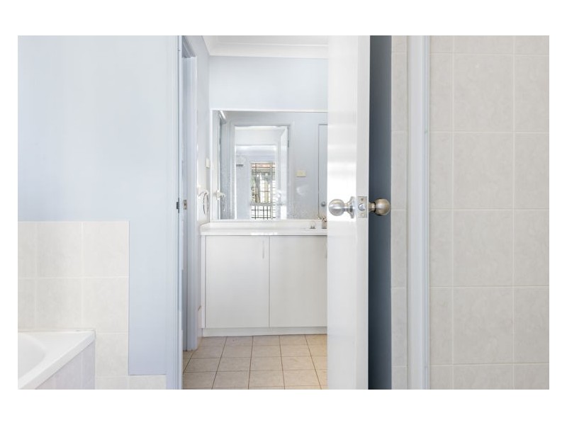 6 Lorraine Street, Seven Hills NSW 2147