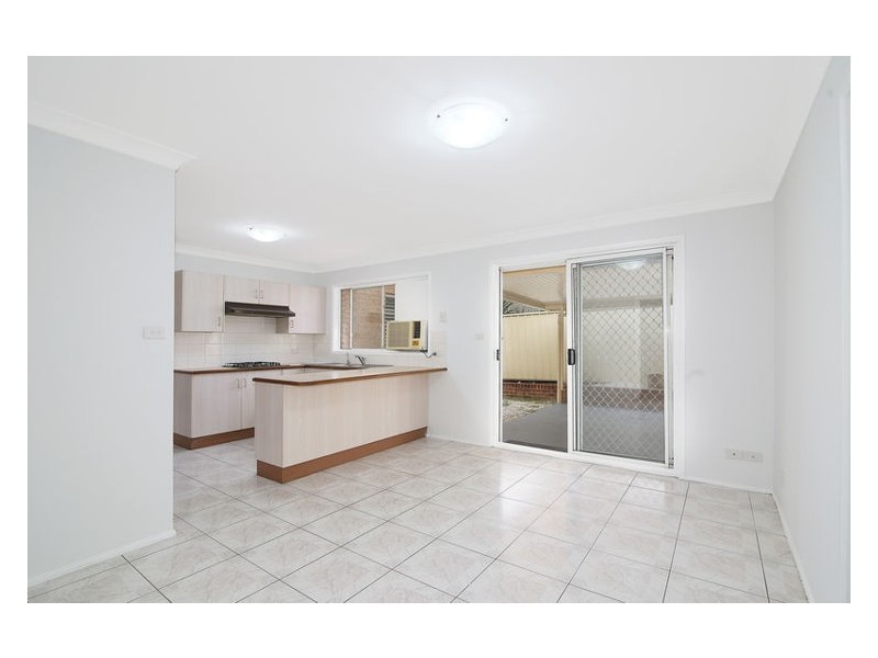4 Olympus Drive, St Clair NSW 2759