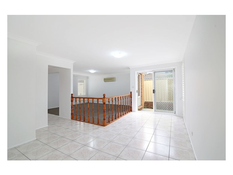 4 Olympus Drive, St Clair NSW 2759