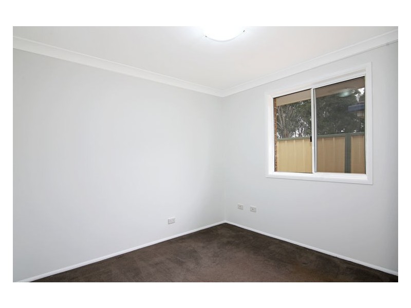 4 Olympus Drive, St Clair NSW 2759