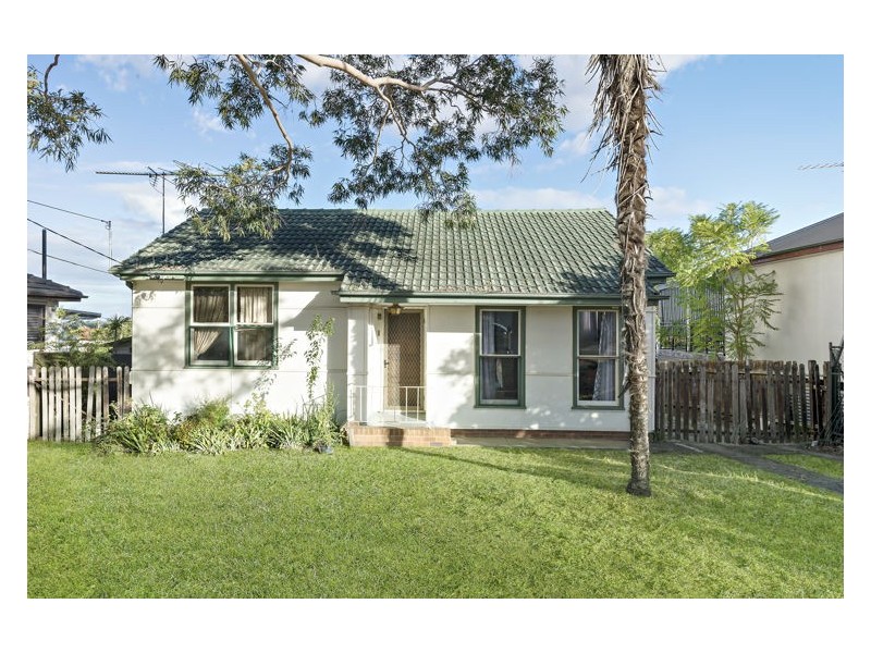 22 and 22a Noakes Parade, Lalor Park NSW 2147