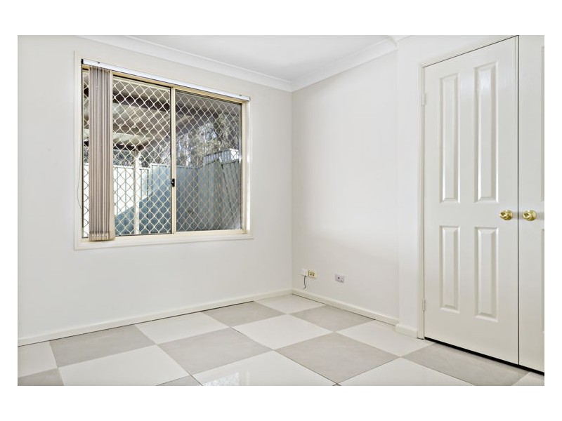 4a Raht Place, Doonside NSW 2767