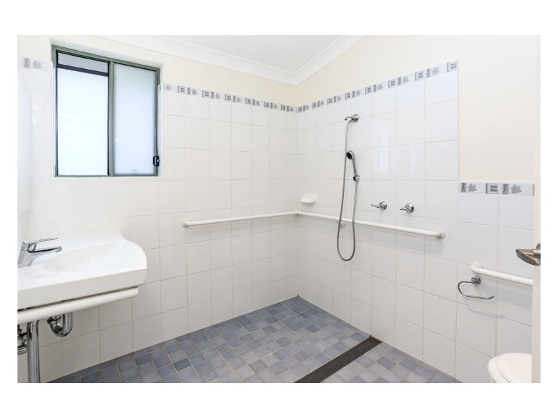 18 Loxwood Avenue, Cambridge Park NSW 2747