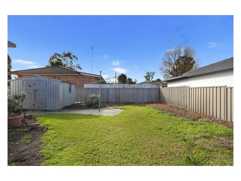 18 Loxwood Avenue, Cambridge Park NSW 2747