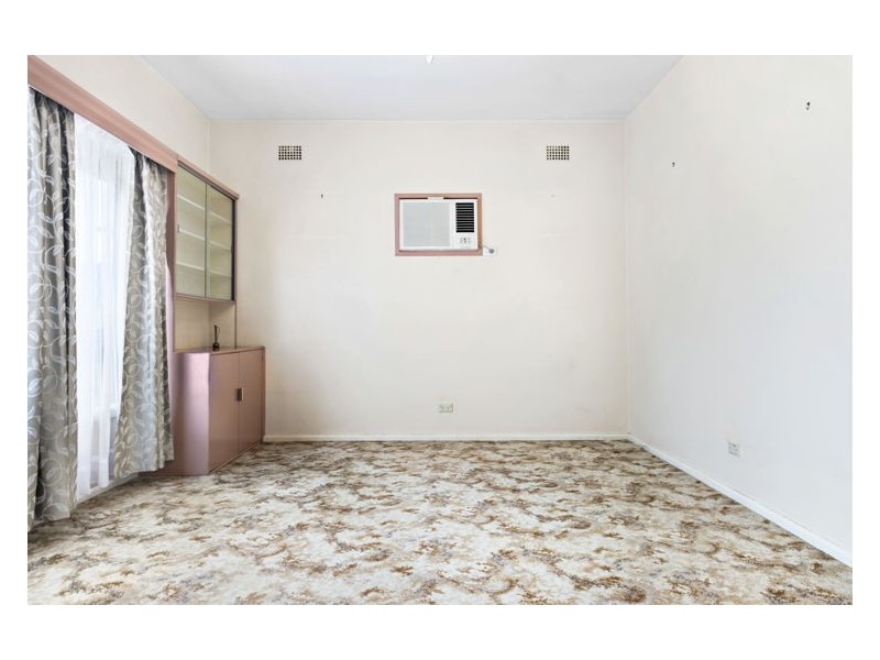 27 Craiglea Street, Blacktown NSW 2148