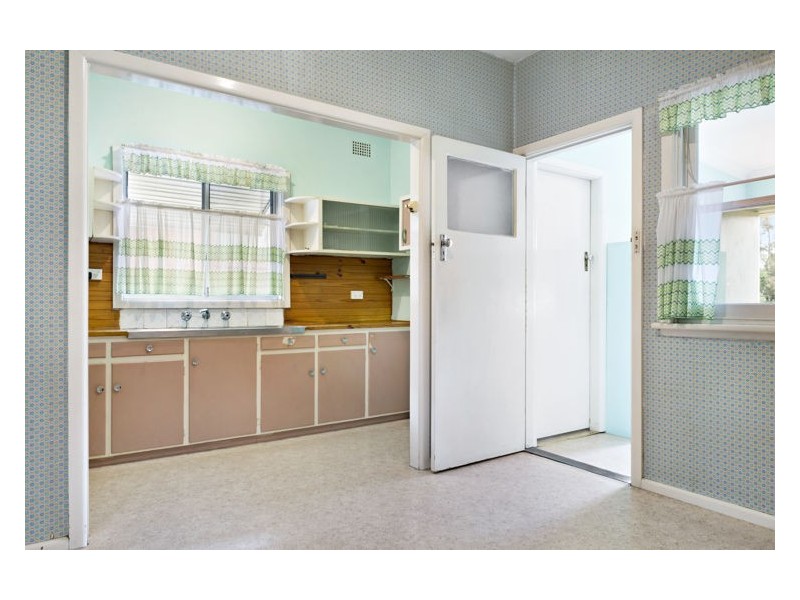 27 Craiglea Street, Blacktown NSW 2148