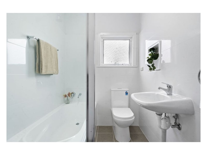 38 Scott Street, Toongabbie NSW 2146