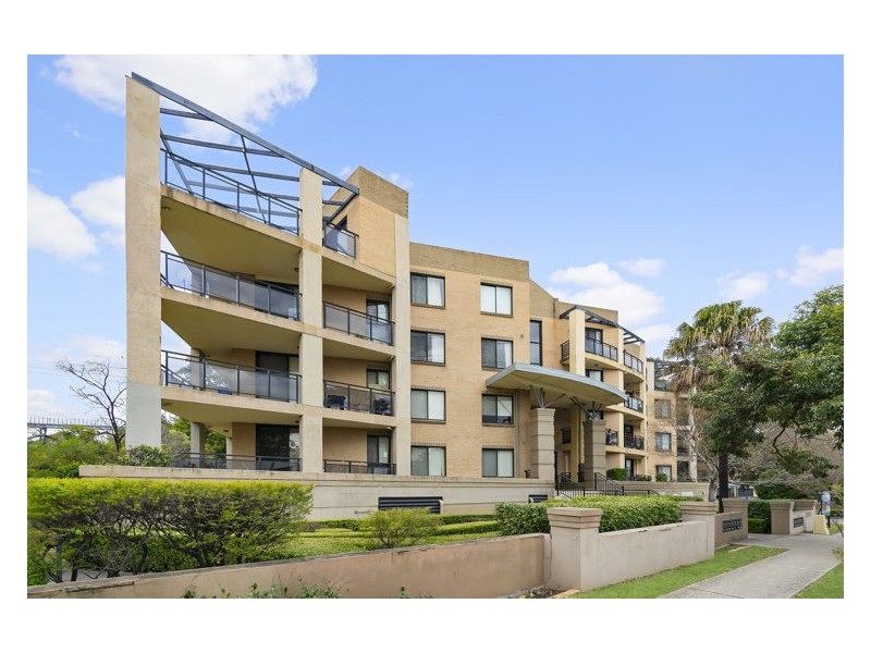 2/9 Griffiths Street, Blacktown NSW 2148