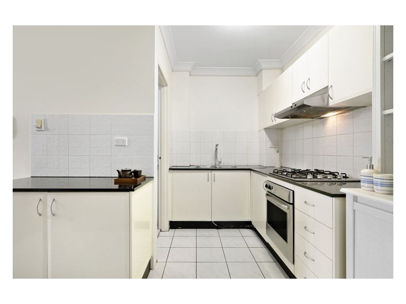 2/9 Griffiths Street, Blacktown NSW 2148